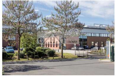 Local industriel  9219 €