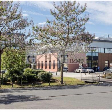 Local industriel  9219 €