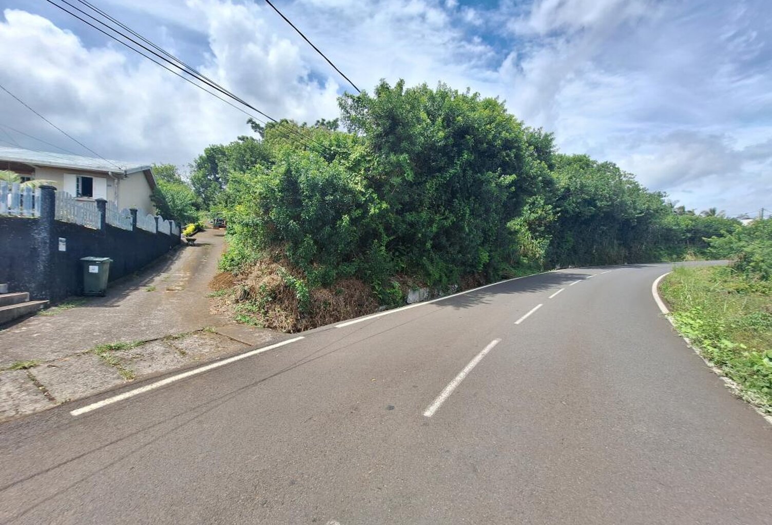 PARCELLE CONSTRUCTIBLE | RAVINE DU PONT — photo 1