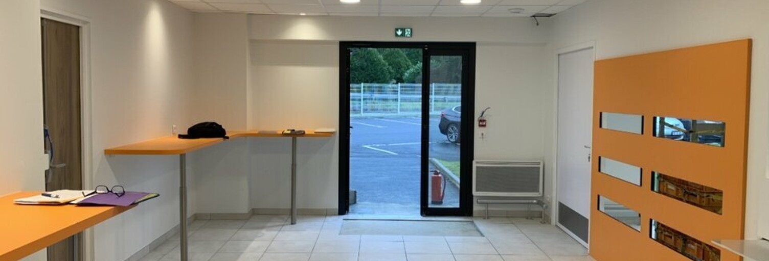 Bureau  97 m² à louer à Lanester (56600)