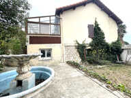 MAISON A RENOVER DE 200m2 AVEC DEPENDANCE DE 100m2 — photo 4