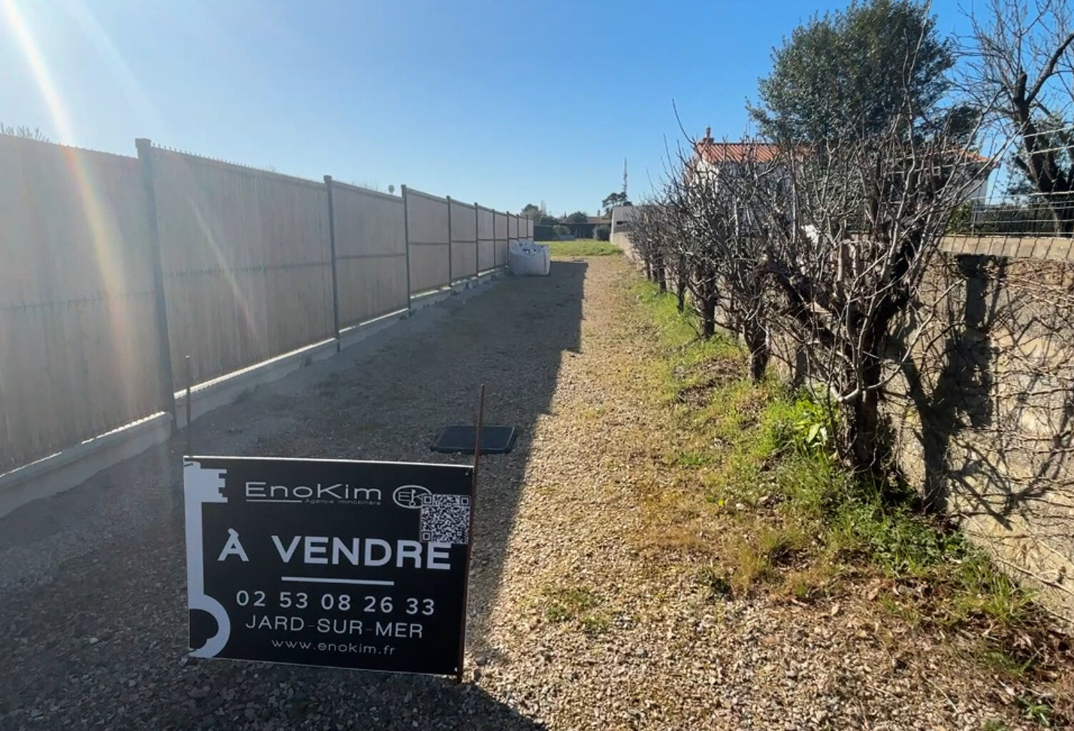 Terrain à bâtir de 950m2 proche commerce — photo 1