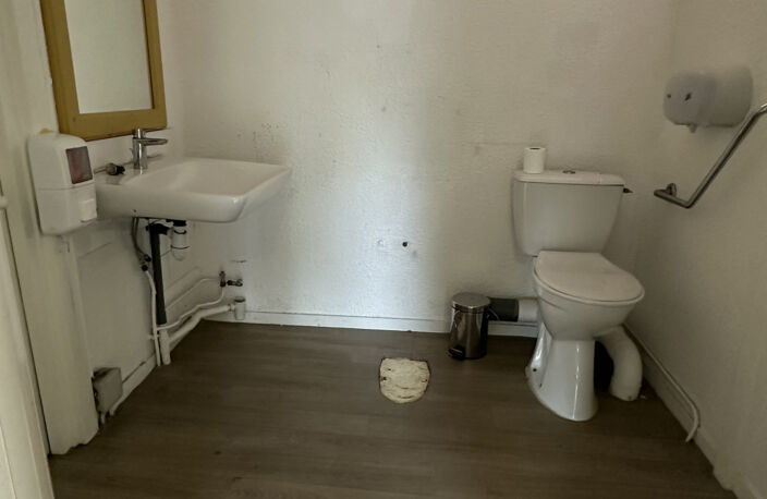 Local de 60m2 à Bourgenay — photo 4