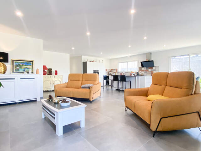 Maison neuve Saint Vincent Sur Jard, vue sur les marais — photo du bien
