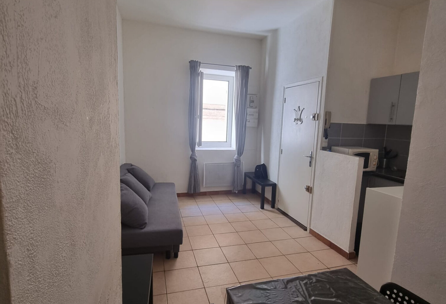Studio 13002 Panier place de Lenche loué — photo 1
