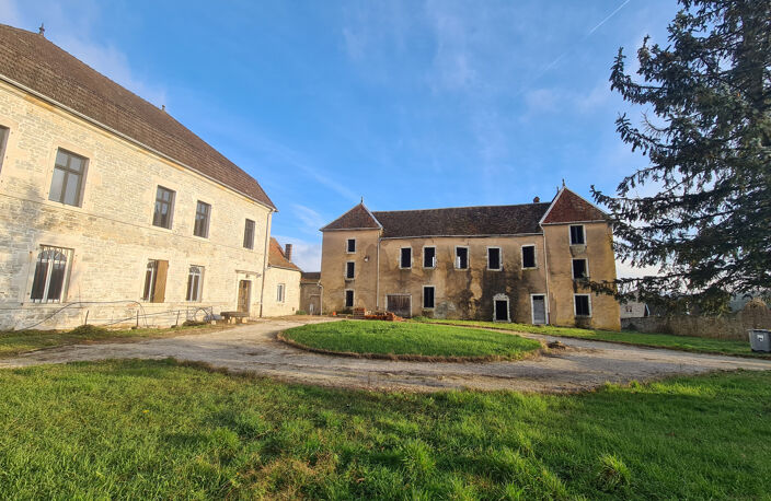 Belle propriété construite au 18ème et 19ème siècle — photo 2