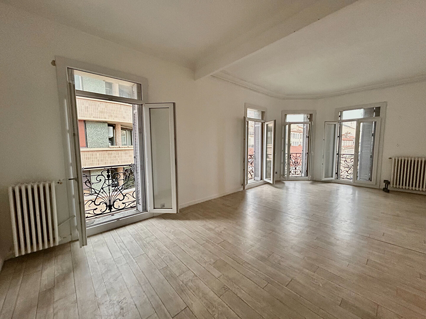 Appartement 3 pièces  à louer Toulon 83000