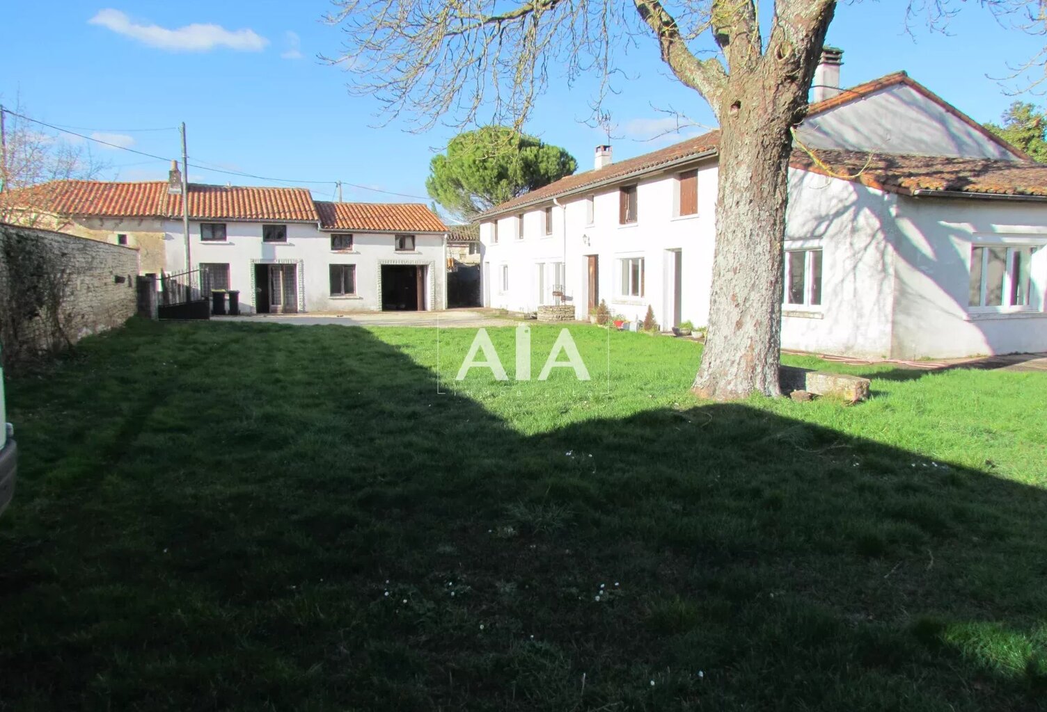 Maison de village proche de Ruffec — photo 1
