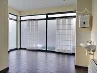 Local commercial — photo 4