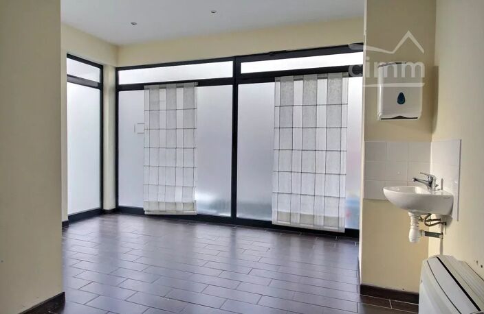 Local commercial — photo 4