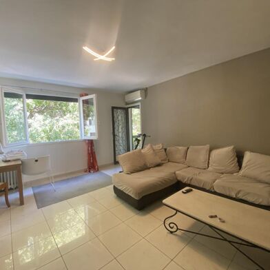 Appartement 4 pièces 450 €