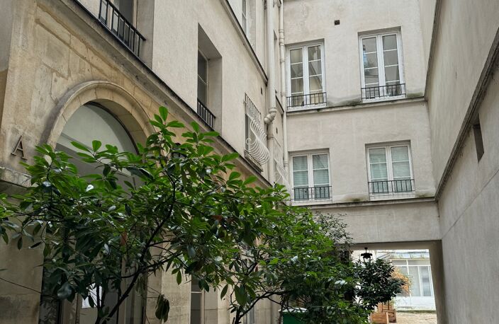 Vente appartement 2 pièces 52 m² Paris 1 (75001) — photo 2