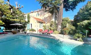 Maison 8 Pièces 209 m² à vendre à Carpentras (84200)