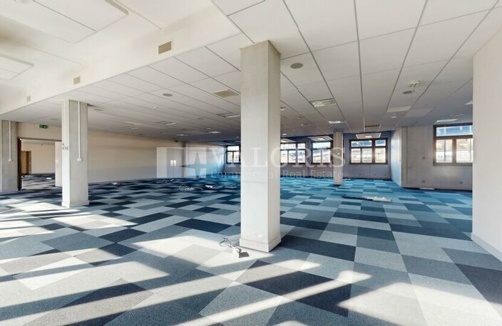 BUREAUX à LOUER — photo 2