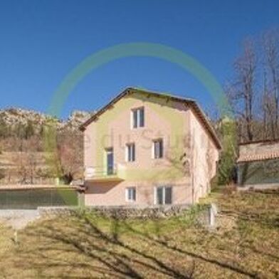 Maison 4 pièces 739000 €