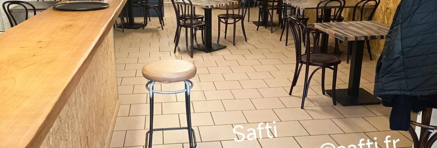 Commerce  200 m² à vendre à Chasseneuil-sur-Bonnieure (16260)