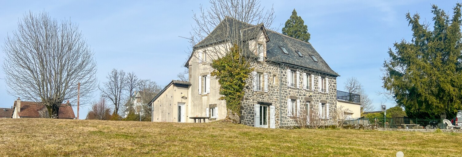 Maison 9 Pièces 181 m² à vendre à Taussac (12600)