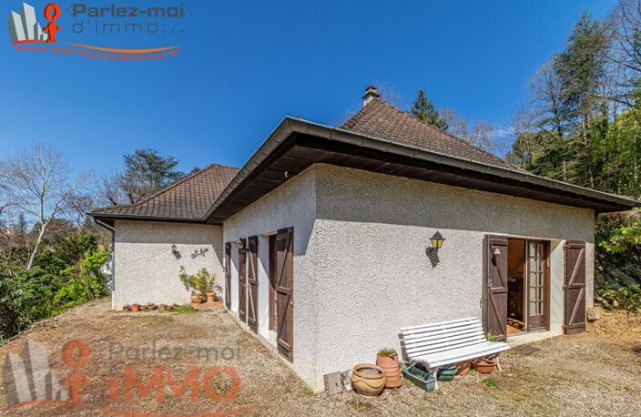 Villa — photo 3