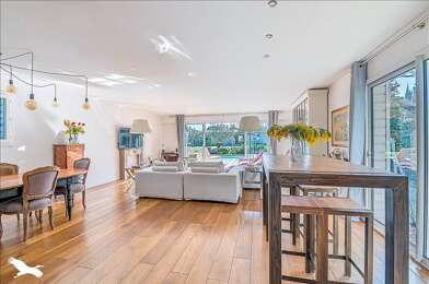 Maison 6 pièces 902000 €