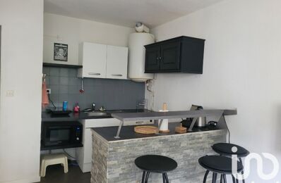 location appartement 650 € CC /mois à proximité de Six-Fours-les-Plages (83140)