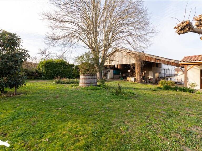 Ferme (tte) de 9 pièces principales — photo 1