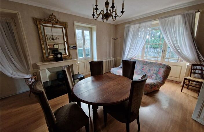 Maison en pierre de 5 pièces principales — photo 2