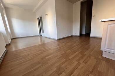 Immeuble  275600 €