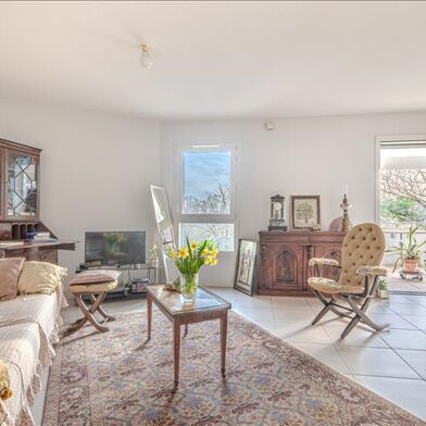 Appartement 3 pièces 223650 €