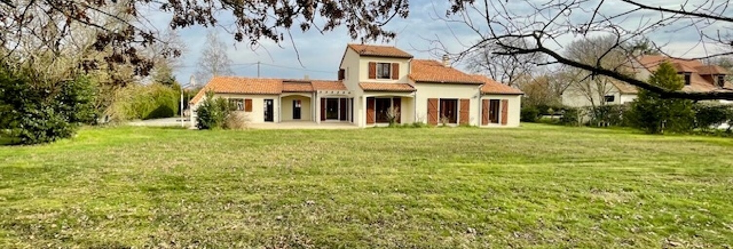 Maison 6 Pièces 177 m² à vendre à Sèvres-Anxaumont (86800)