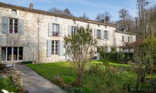 Maison 10 Pièces 270 m² à vendre à Saint-Césaire (17770)