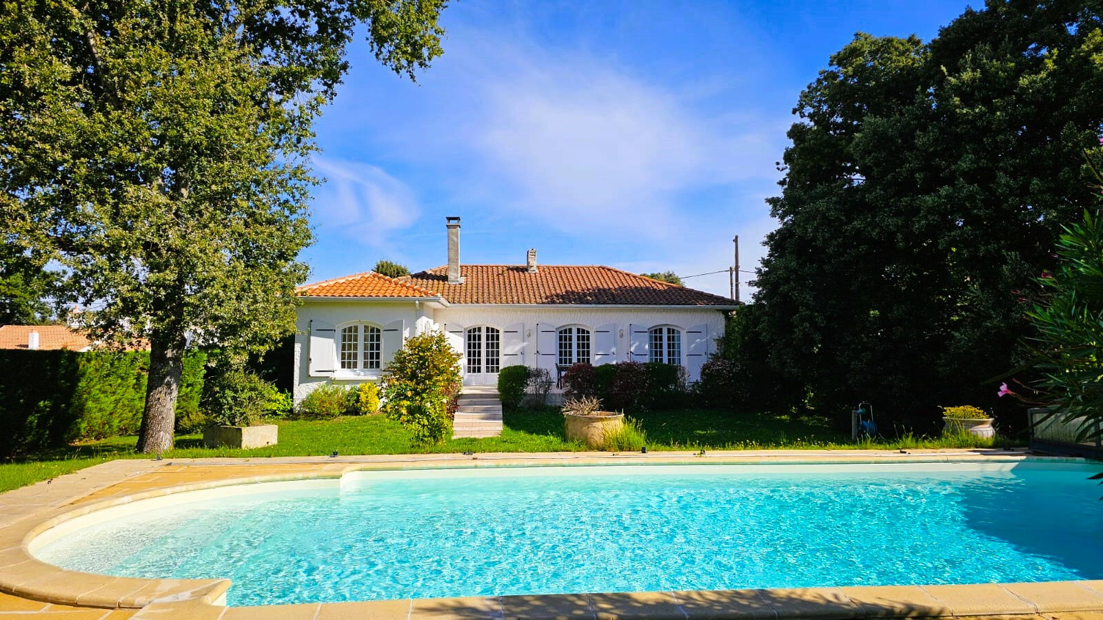 Villa / Maison  T6 à vendre Vaux-sur-Mer 17640