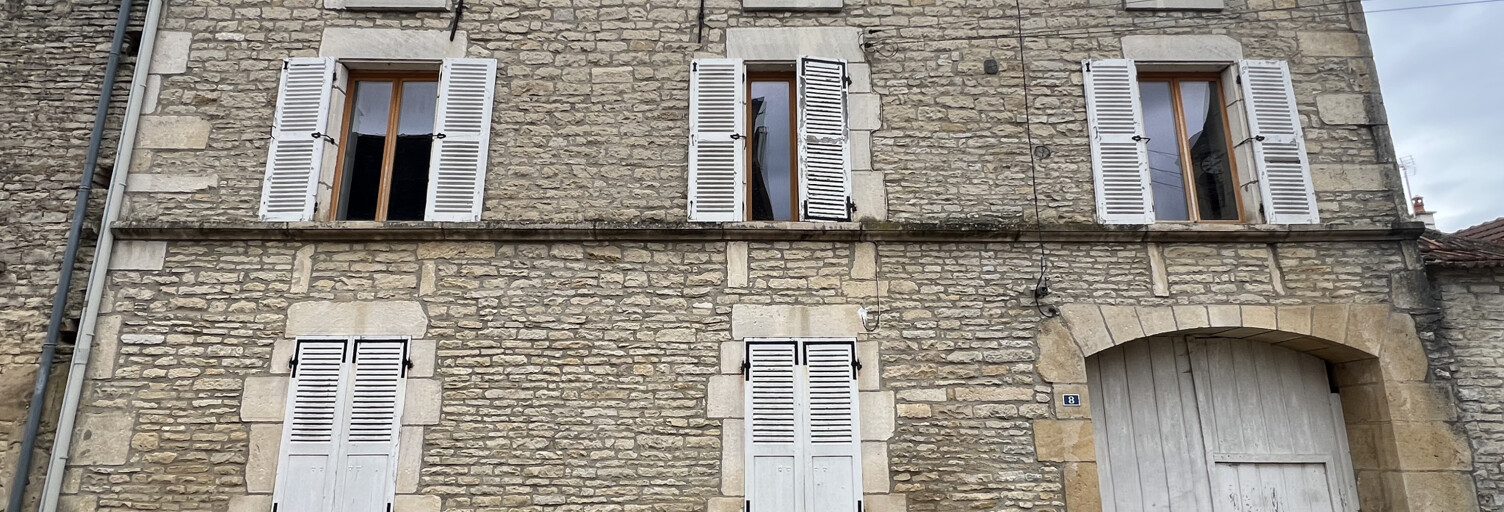 Maison 7 Pièces 140 m² à vendre à Montbard (21500)