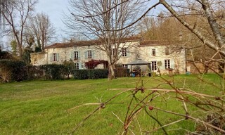Maison 8 Pièces 296 m² à vendre à Saint-Césaire (17770)