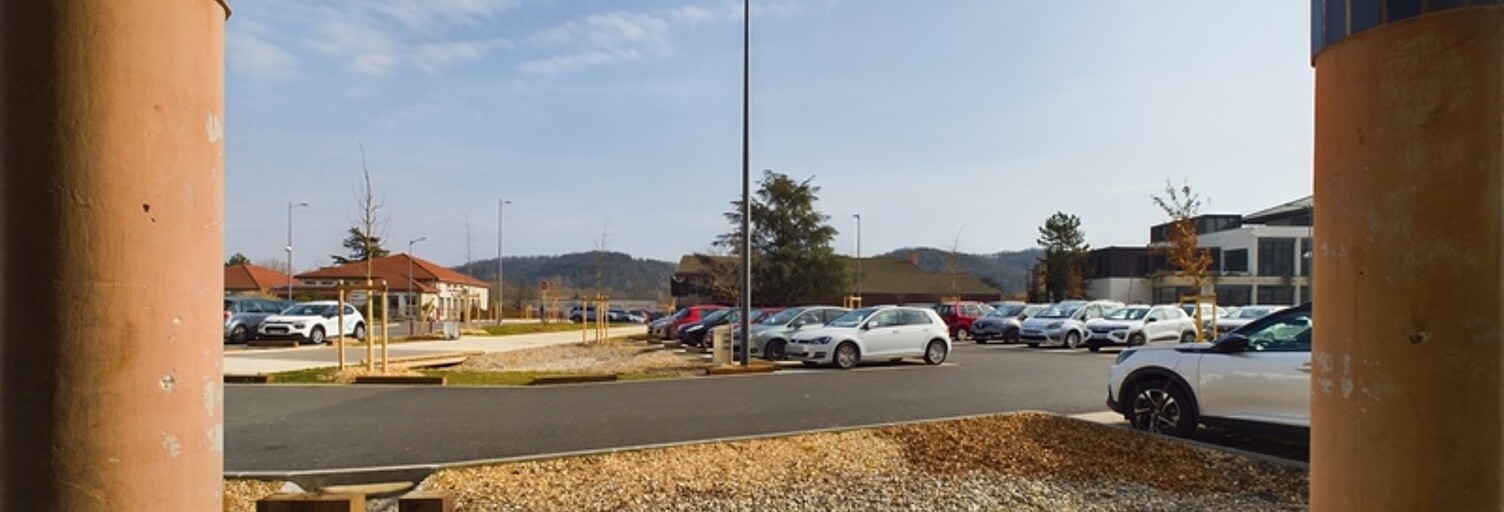 Commerce 2 Pièces 53 m² à vendre à Saint-Maurice-l'Exil (38550)