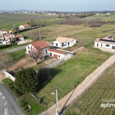 Terrain  97000 €