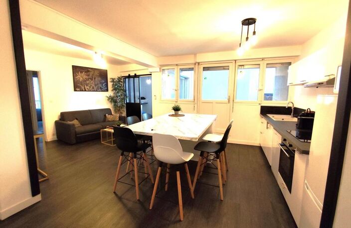 Avignon Intra-Muros Ouest - Appartement 78m² , 4 pièces, terrasse — photo 2