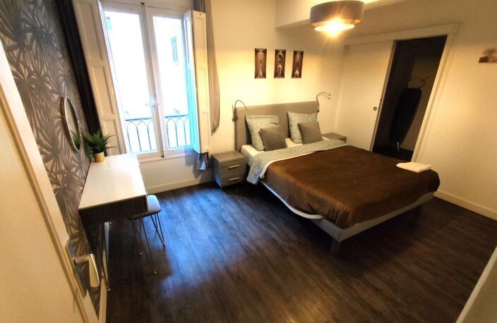 Avignon Intra-Muros Ouest - Appartement 78m² , 4 pièces, terrasse — photo 5