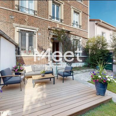 Appartement 3 pièces 220745 €