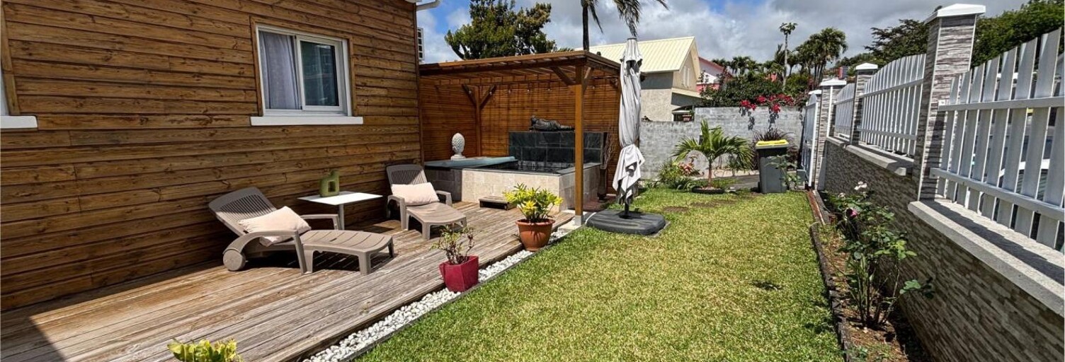 Maison 6 Pièces 100 m² à vendre à Sainte-Suzanne (97441)