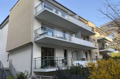 Appartement 3 pièces 254400 €