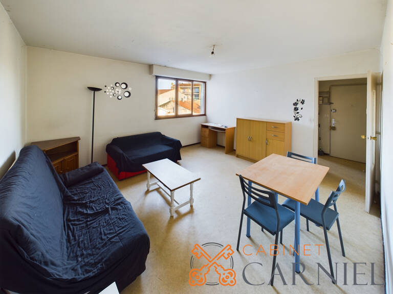 Appartement 2 pièces à rénover dans une résidence calme et s — photo 1