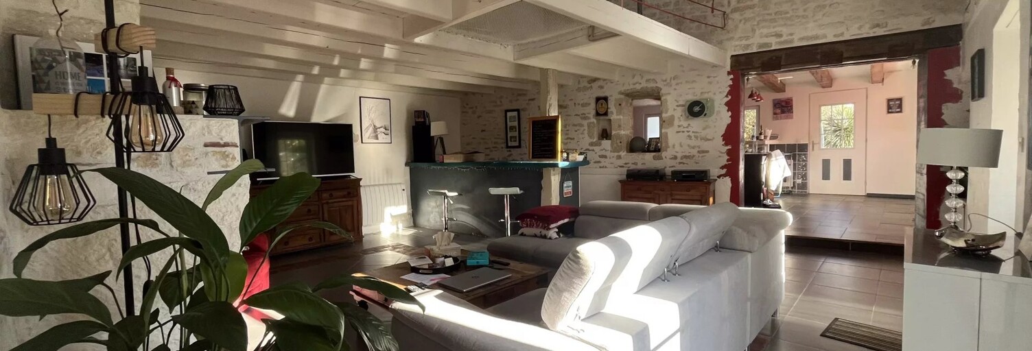 Maison 5 Pièces 200 m² à vendre à Thairé (17290)