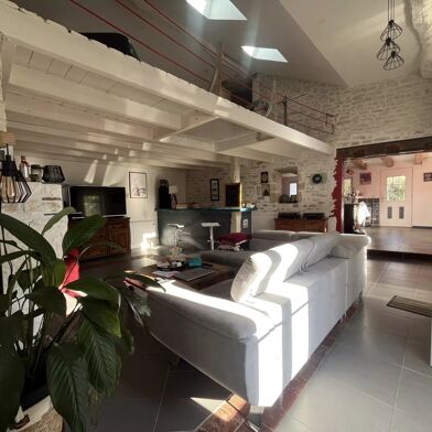 Maison 5 pièces 329900 €