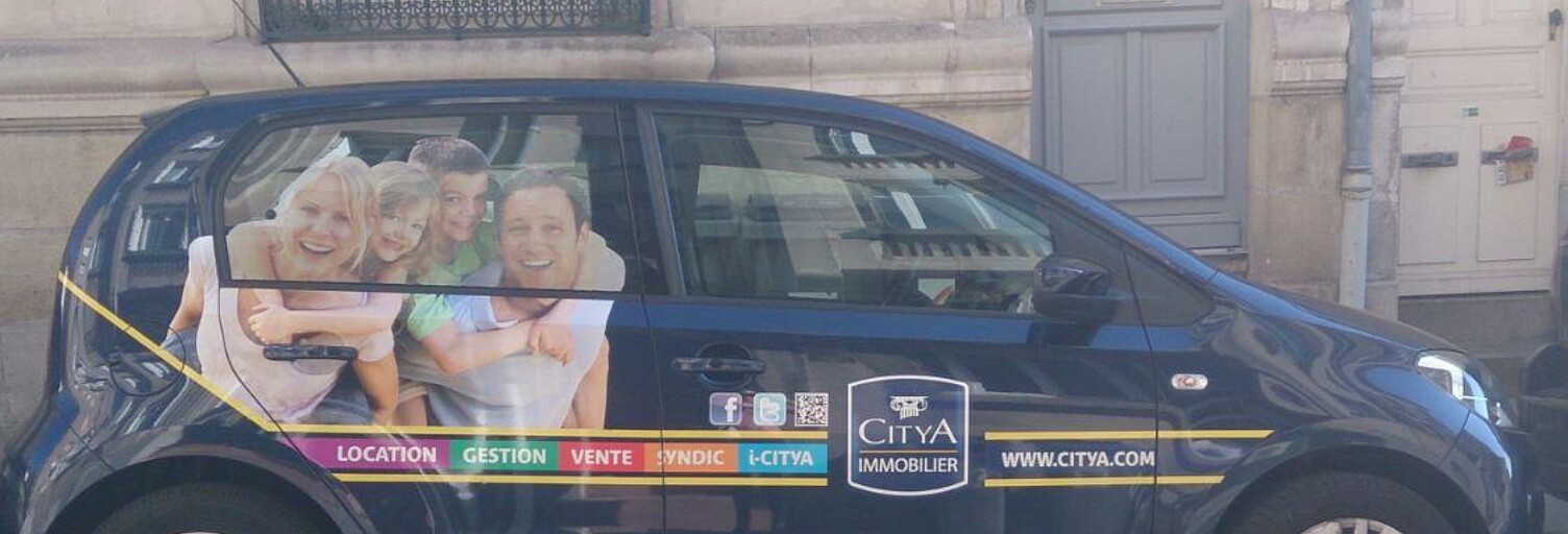 Garage   m² à louer à Tours (37000)