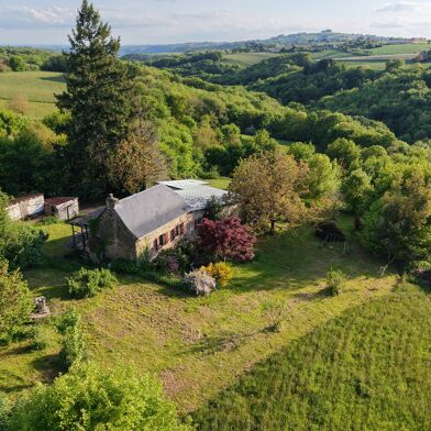 Maison 9 pièces 325500 €