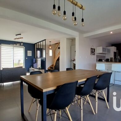 Maison 5 pièces 349000 €