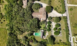 Maison 10 Pièces 323 m² à vendre à Uzès (30700)