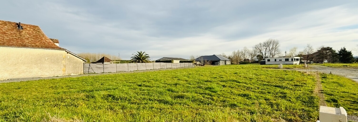 Terrain  1092 m² à vendre à Mont (64300)