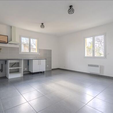 Appartement 3 pièces 197025 €