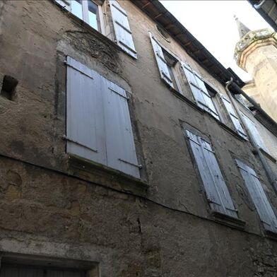 Maison 7 pièces 66900 €